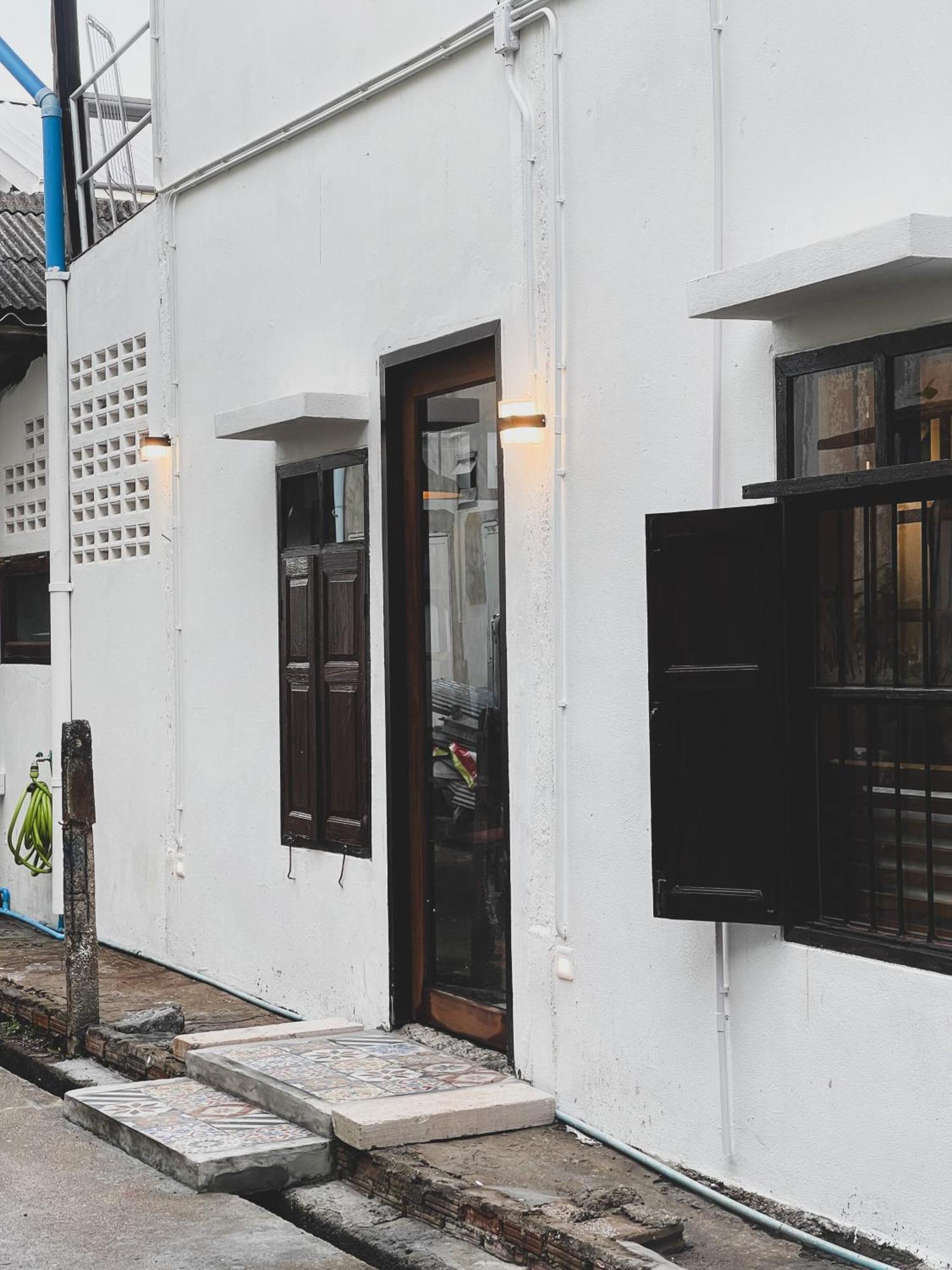 Albergue The Ordinary 8 Surat Thani Exterior foto
