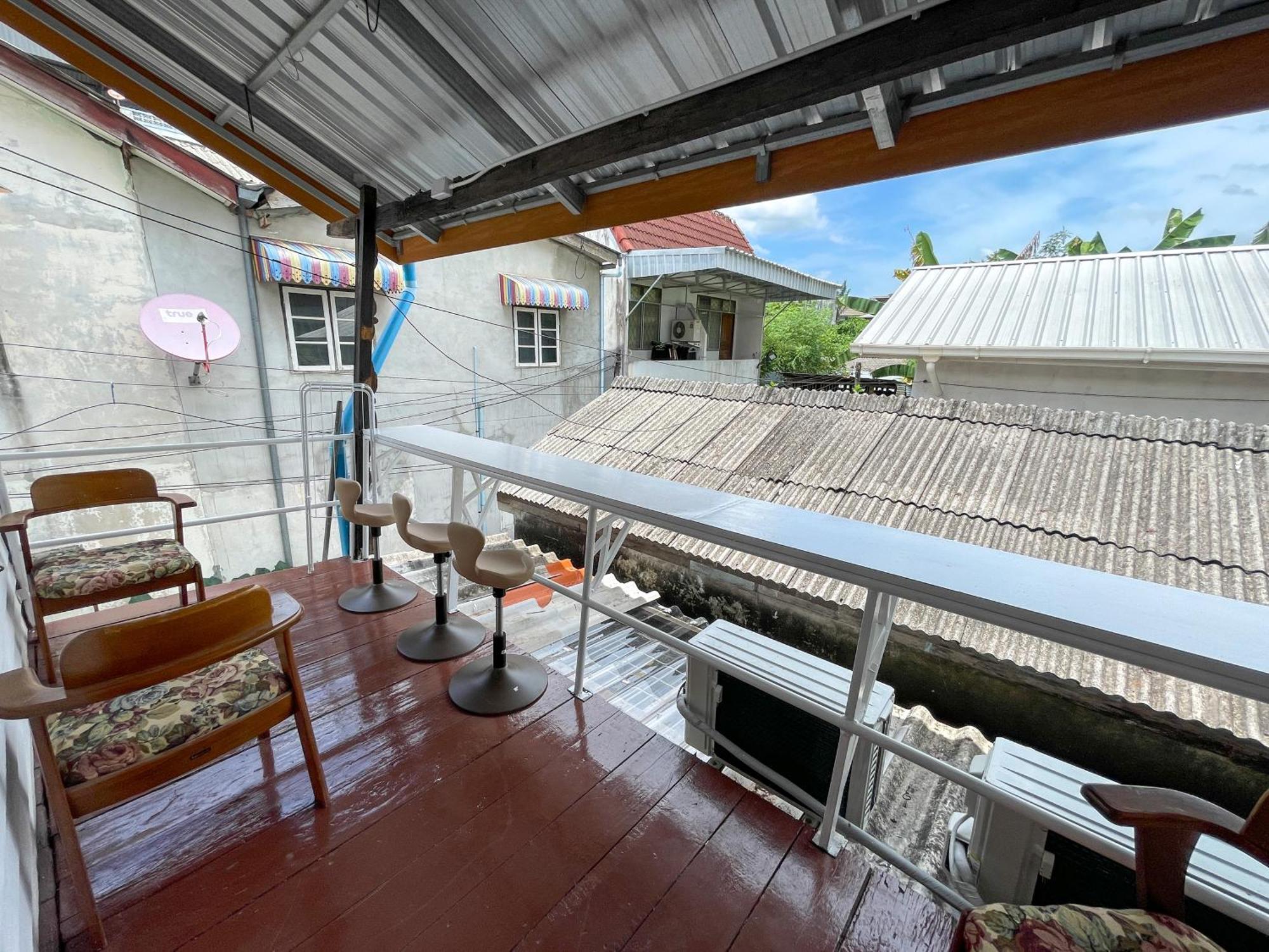 Albergue The Ordinary 8 Surat Thani Exterior foto